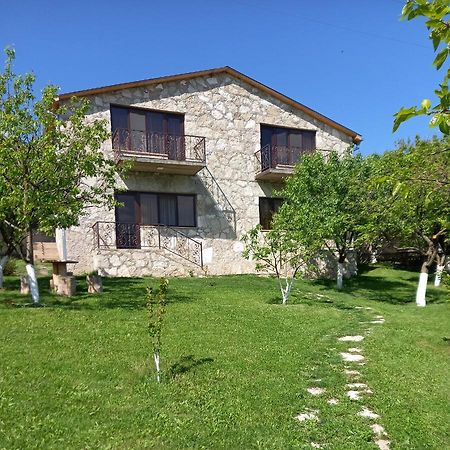 Guest House Ijevan'S Garden Exterior photo