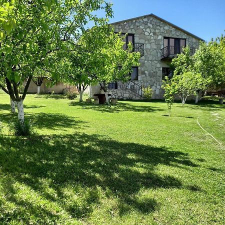 Guest House Ijevan'S Garden Exterior photo