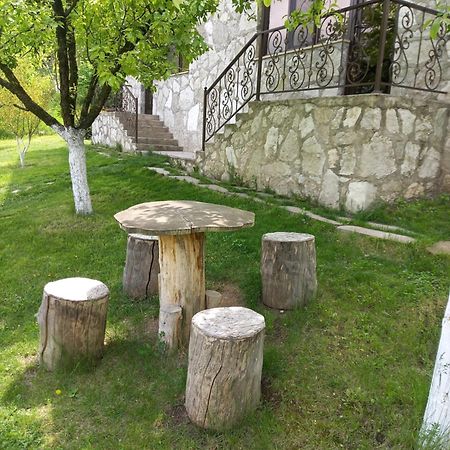Guest House Ijevan'S Garden Exterior photo