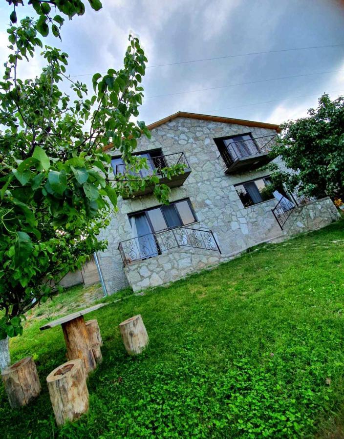Guest House Ijevan'S Garden Exterior photo