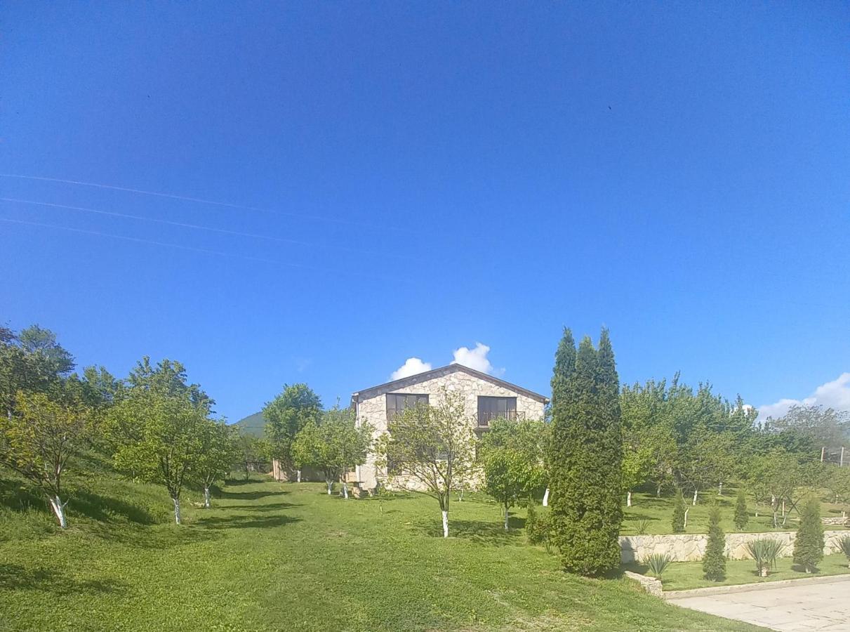 Guest House Ijevan'S Garden Exterior photo